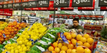 Americans waste 150,000 tons of food each day