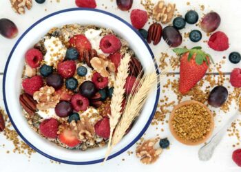 5 Best Oatmeal Habits to Lower Cholesterol