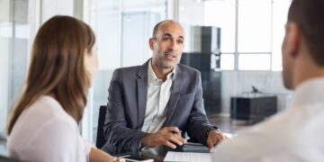 7 Steps to Becoming a Health Insurance Agent