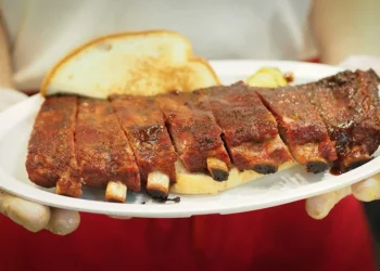 The 20 Most Iconic Food Destinations Across America