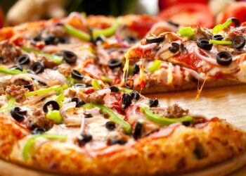 Taco Bell’s Mexican Pizza temporarily pulled from menu again because it’s selling out everywhere