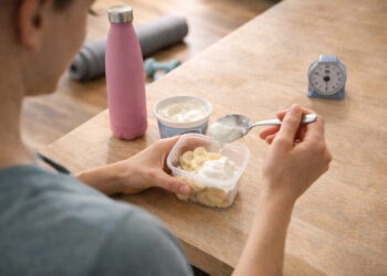 Simple Meal Rhythms to Support At-Home Training