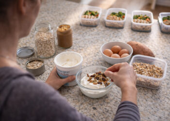 Kitchen Staples That Support Consistent Home Workouts