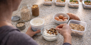 Kitchen Staples That Support Consistent Home Workouts