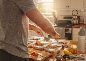 Building a Practical Nutrition Routine for Home Workouts