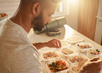 Everyday Nutrition Habits for Productive Home Workouts