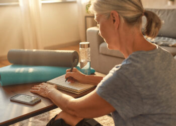 Practical Steps to Manage Chronic Pain at Home