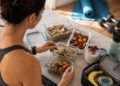 Compact Meal Habits for Reliable Energy During Home Training