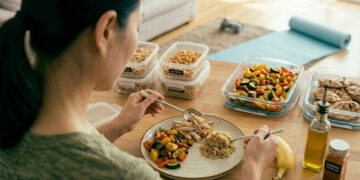 Weeknight Dinner Patterns to Fuel Home Fitness Progress